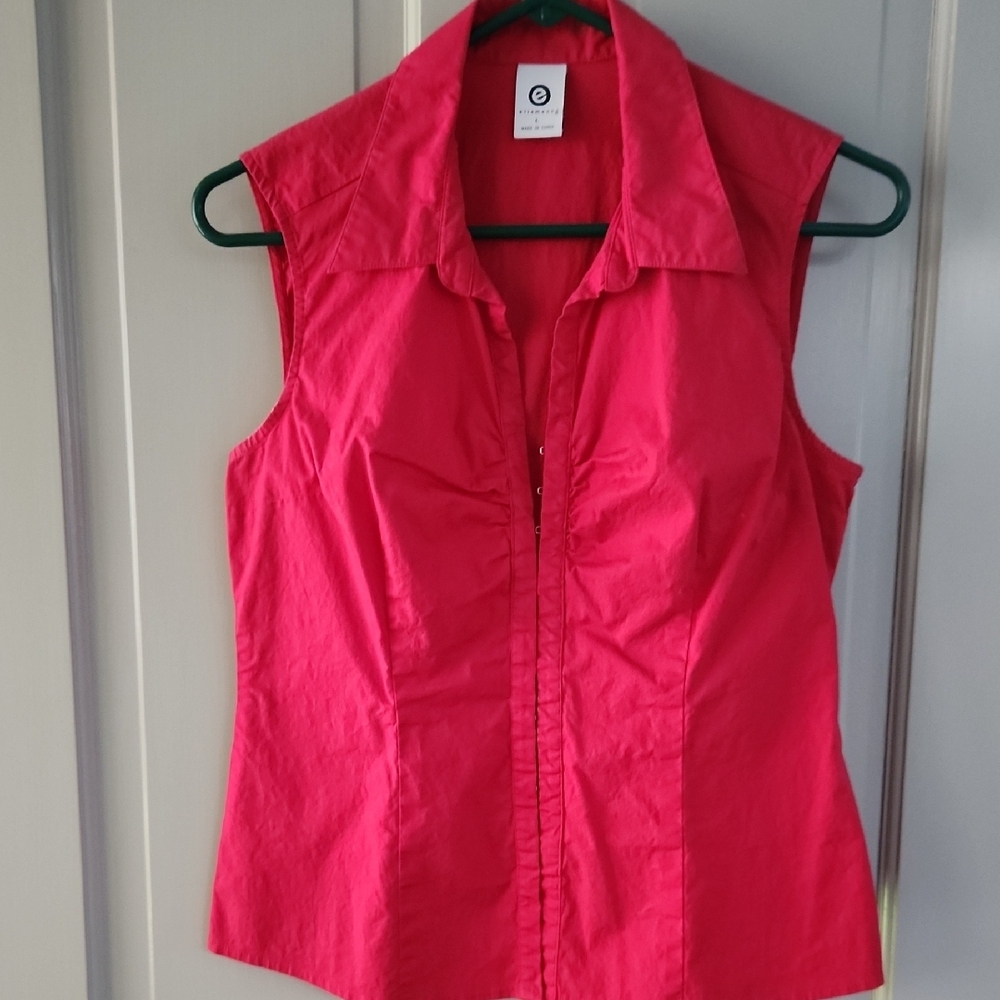 Red Sleeveless Blouse